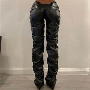 SOLD | tlz femme v cut trousers